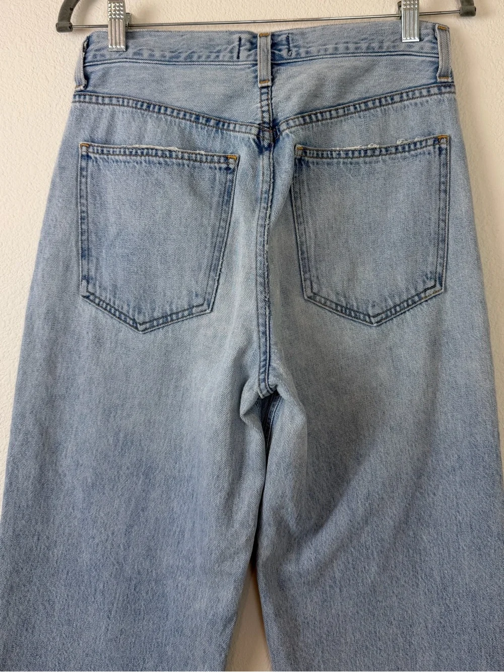 AGOLDE Criss Cross Upsized Jean in Suburbia - Picture 10 of 15